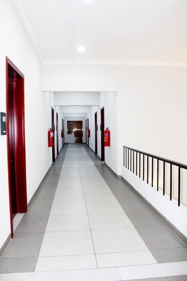 Ixoras Hotel Kinshasa Eksteriør bilde