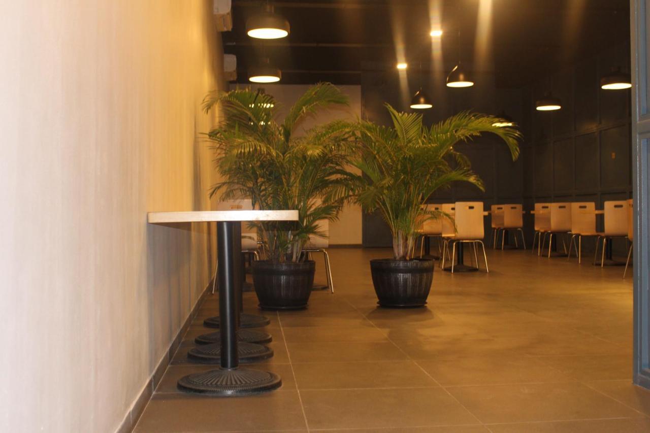 Ixoras Hotel Kinshasa Eksteriør bilde